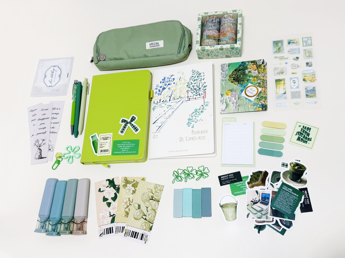 Green Stationery Set - inside detail for aesthetic stationery | Lumiyear